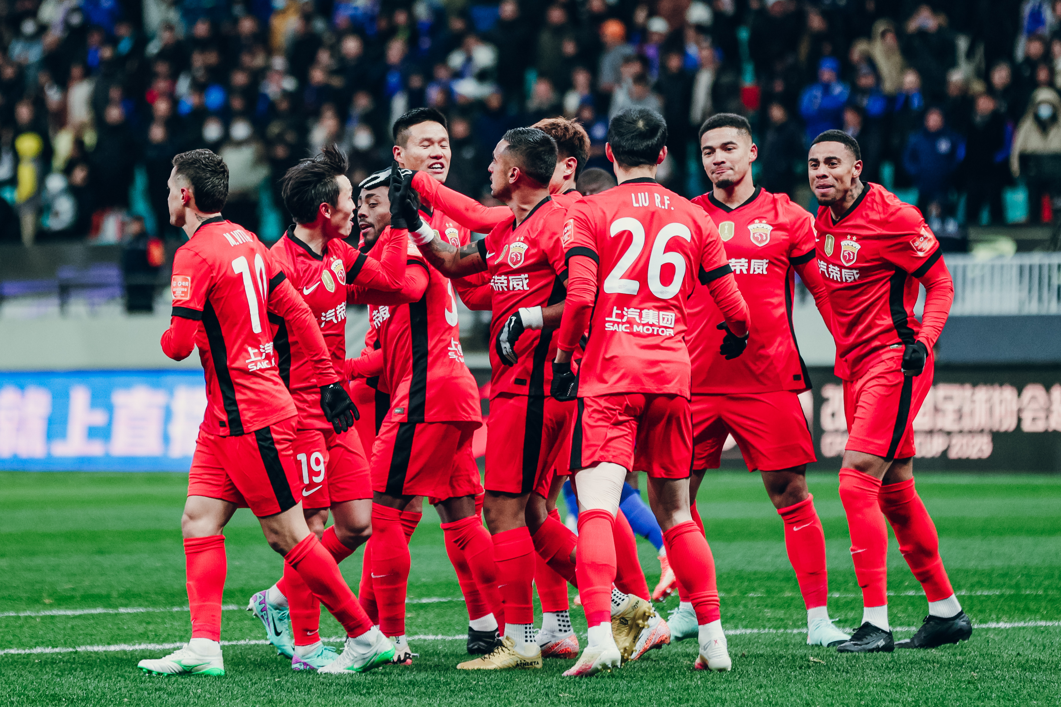 九游热门游戏大全包含穆古鲁扎重返赛场，战术调整首场状态出色，塞尔维亚队观众沸腾！的词条